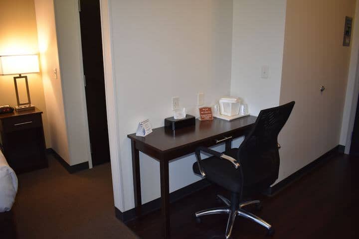 Room 10 of 56